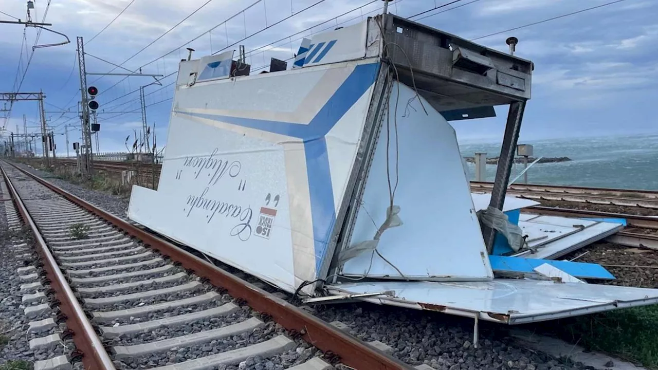 Maltempo in Italia: problemi sui treni e scuole chiuse