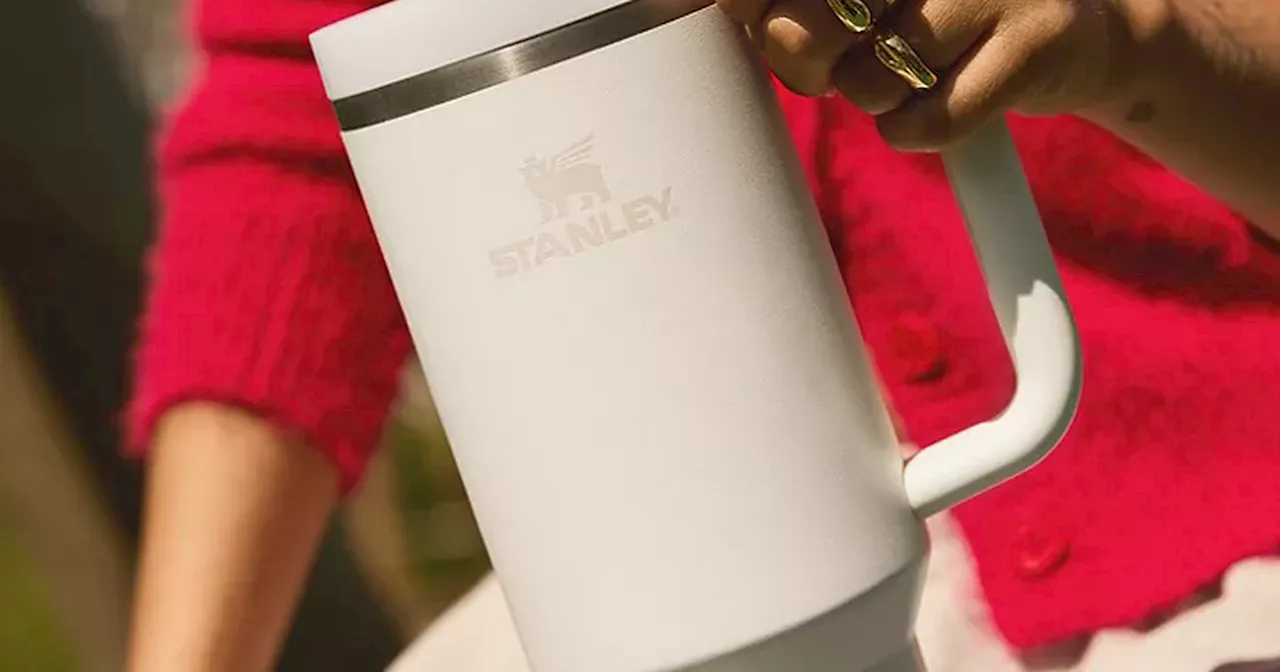 Save £16.88 on the Viral Stanley Quencher Tumbler with TopCashback