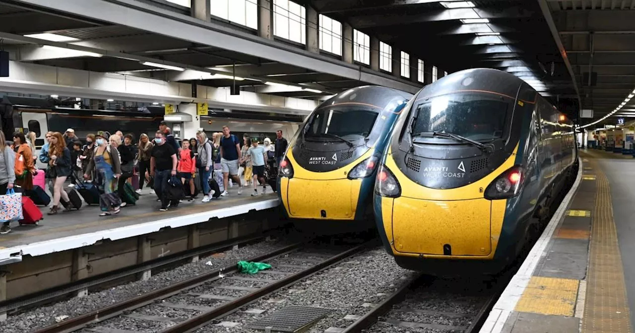 Commuters face huge delays after popular London train route closed