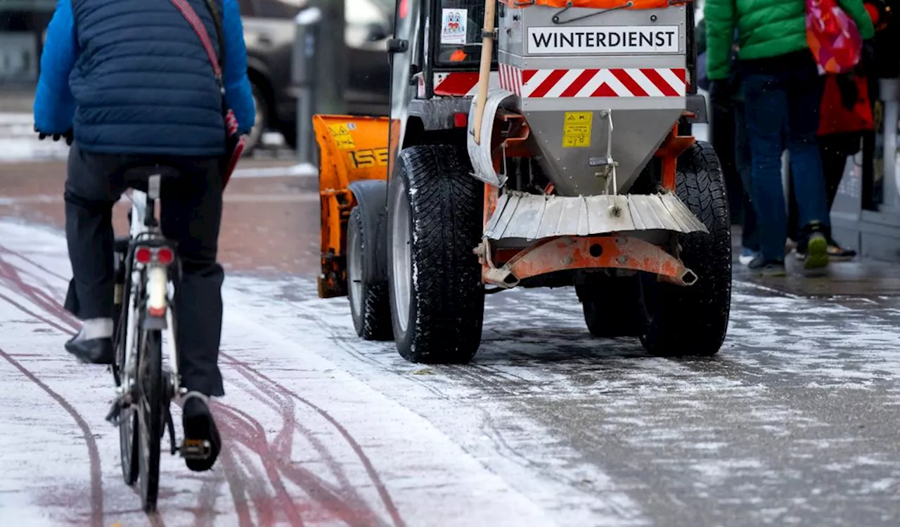 Winterdienst in Hamburg im Großeinsatz gegen Glatteis