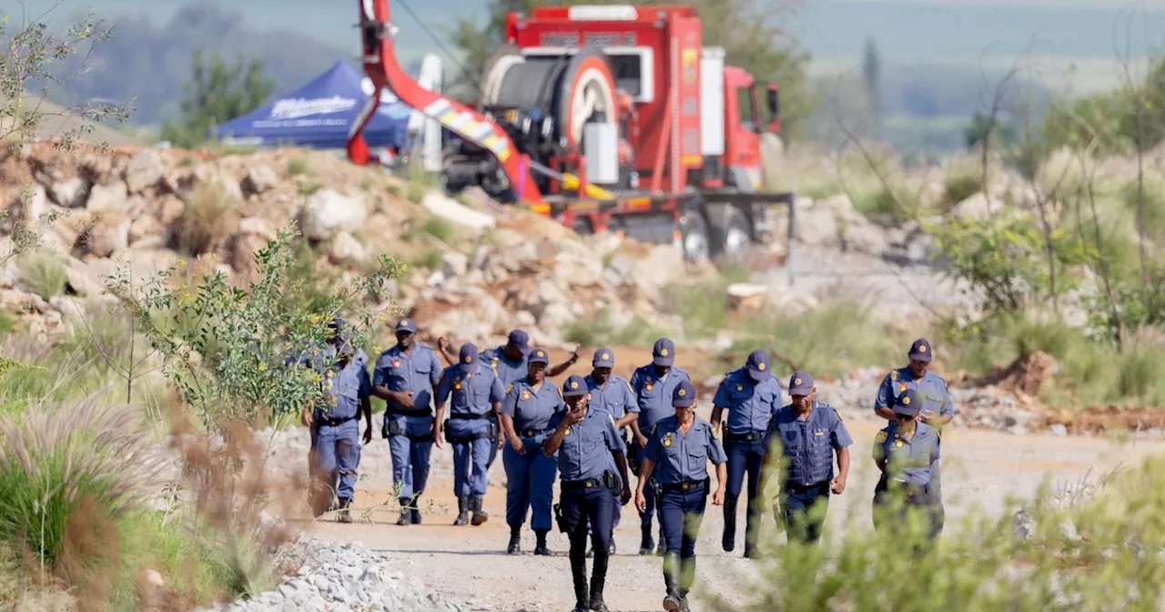 Hundreds of Illegal Miners Trapped in South African Mine, Dozens Dead From Starvation