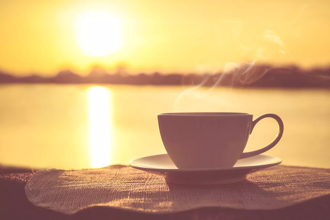 Drinking Coffee in the Morning May Extend Lifespan