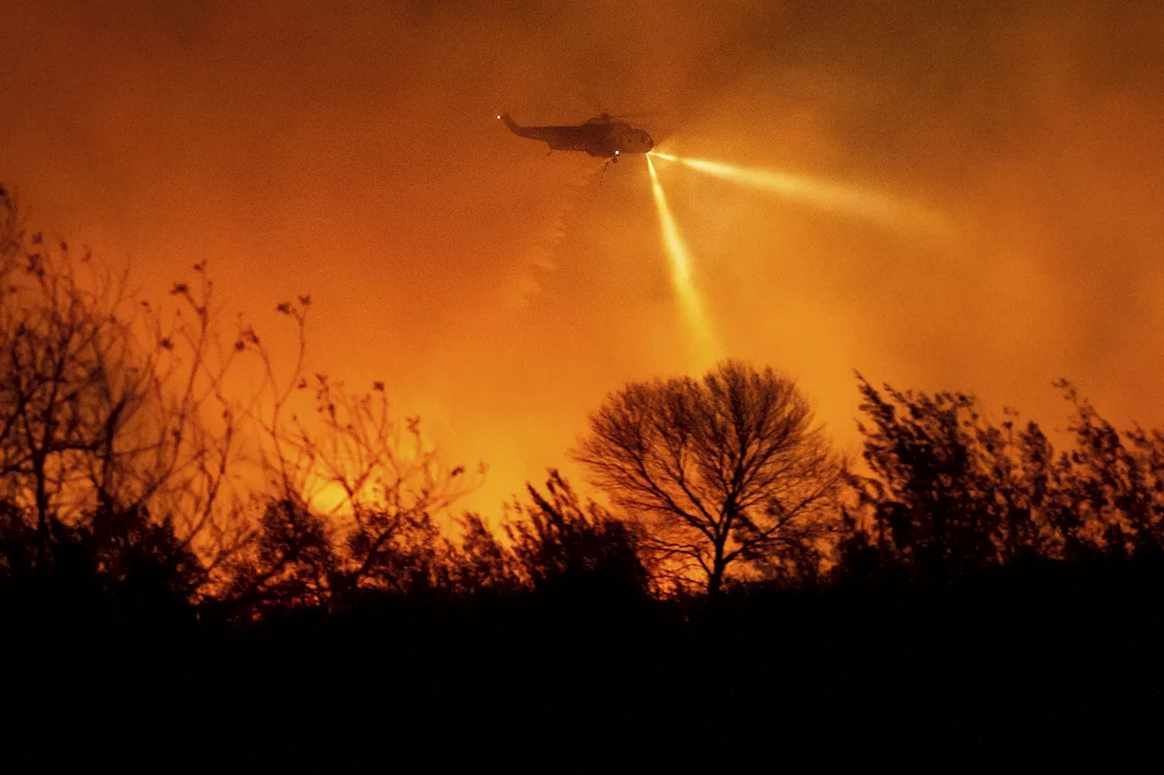 New Fire Breaks Out in Ventura County Amidst California Wildfires