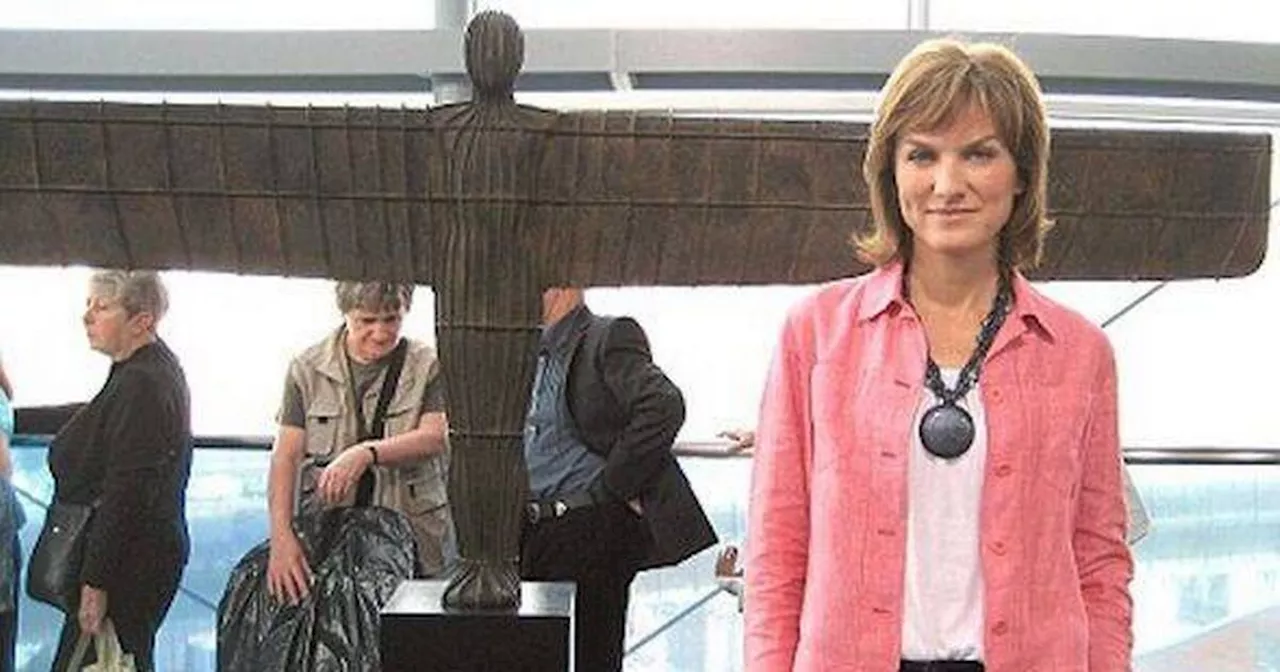 Rusty Model of Angel of the North Valued at £1 Million on Antiques Roadshow