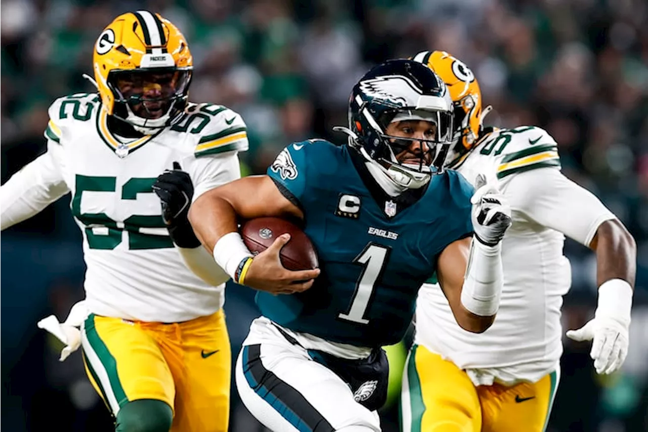 Former Eagles Split on Hurts' Wild-Card Performance: 'I Don't Need My QB to Throw for 300 Yards'