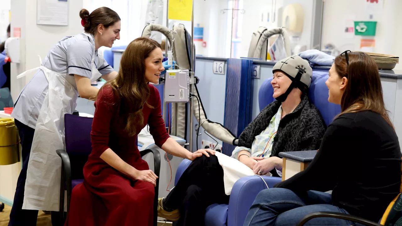 Kate Middleton visita el hospital en el que recibió su tratamiento contra el cáncer: 'Es un alivio estar