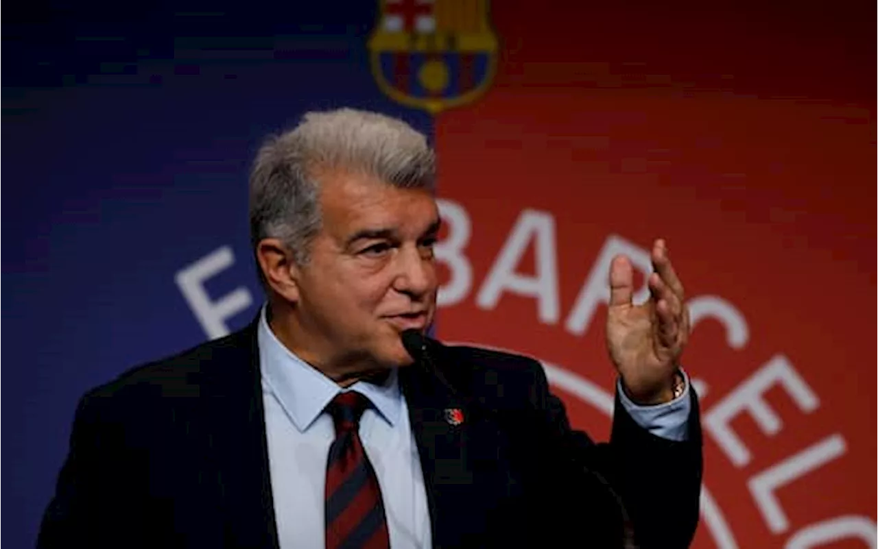 Juventus, Laporta parla di Araujo: 'Vogliamo che resti al Barcellona'