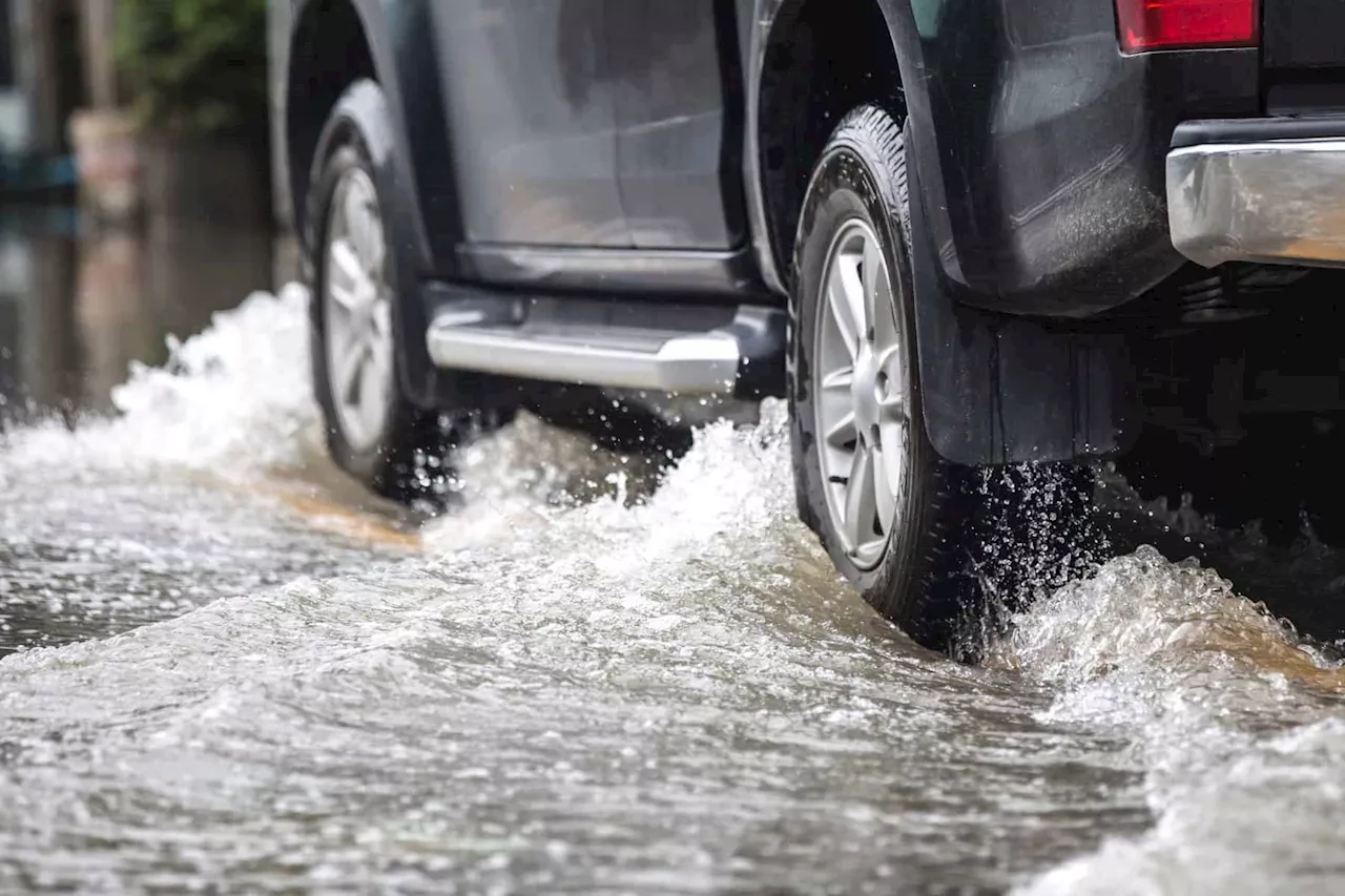 Limpopo premier warns about Cyclone Dikeledi, but Weather Service says not to panic