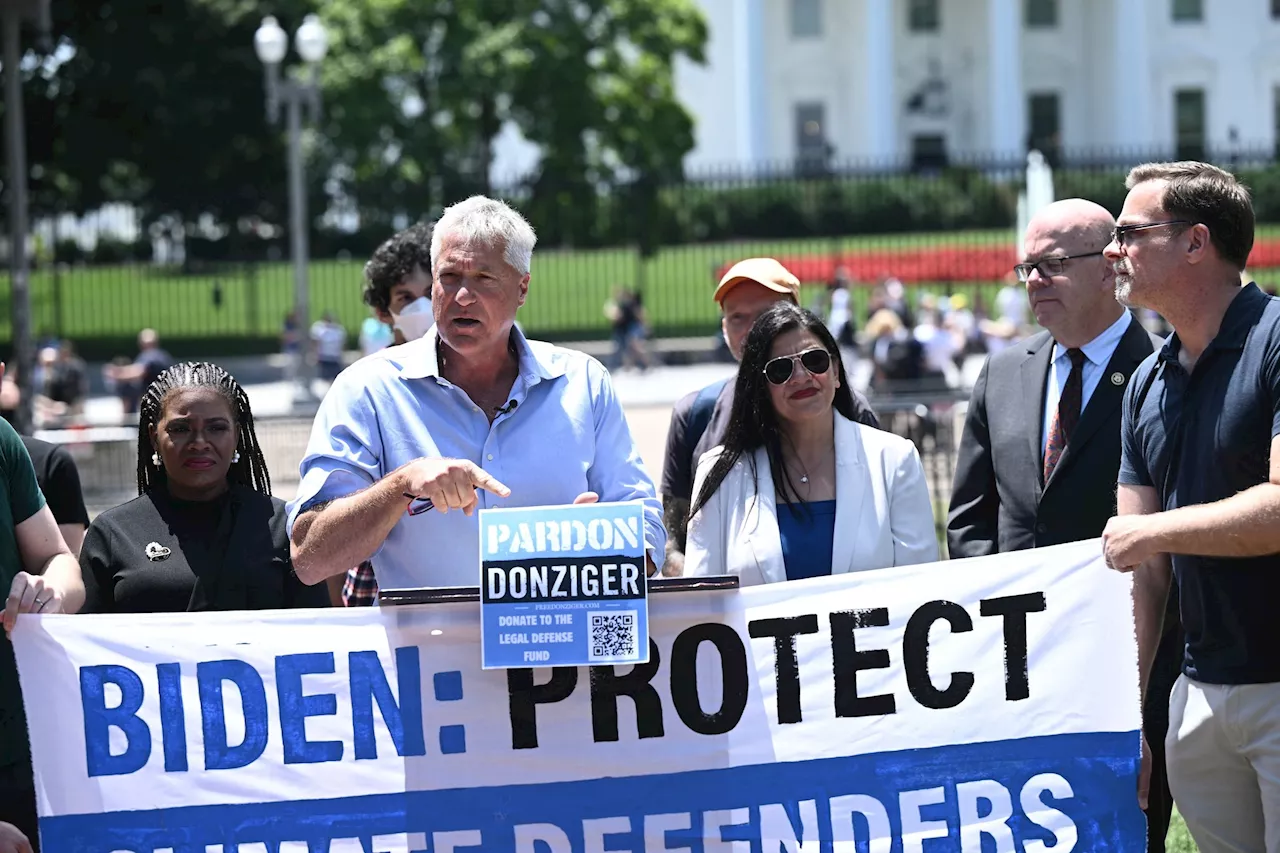 16 Groups Urge Biden to Pardon Lawyer Steven Donziger, Who Took on Chevron