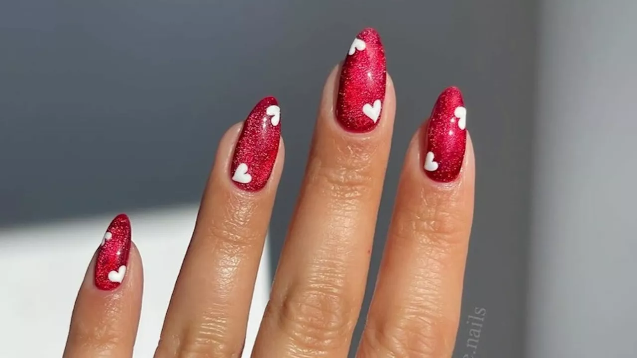 Unghie San Valentino 2025: 32 Idee per una Manicure Romantica