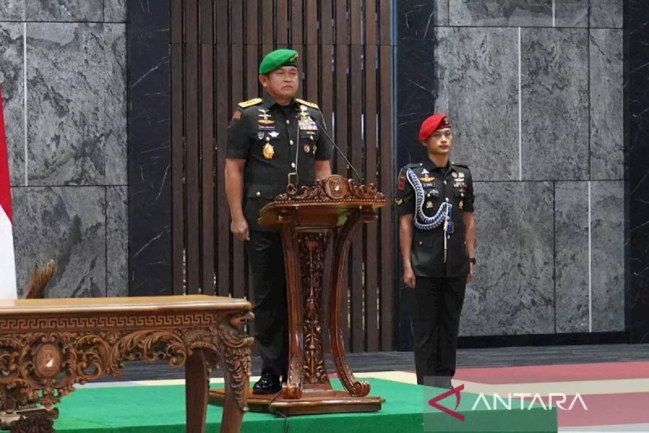 KSAD pimpin serah terima jabatan Gubernur Akmil dan Danpussenif