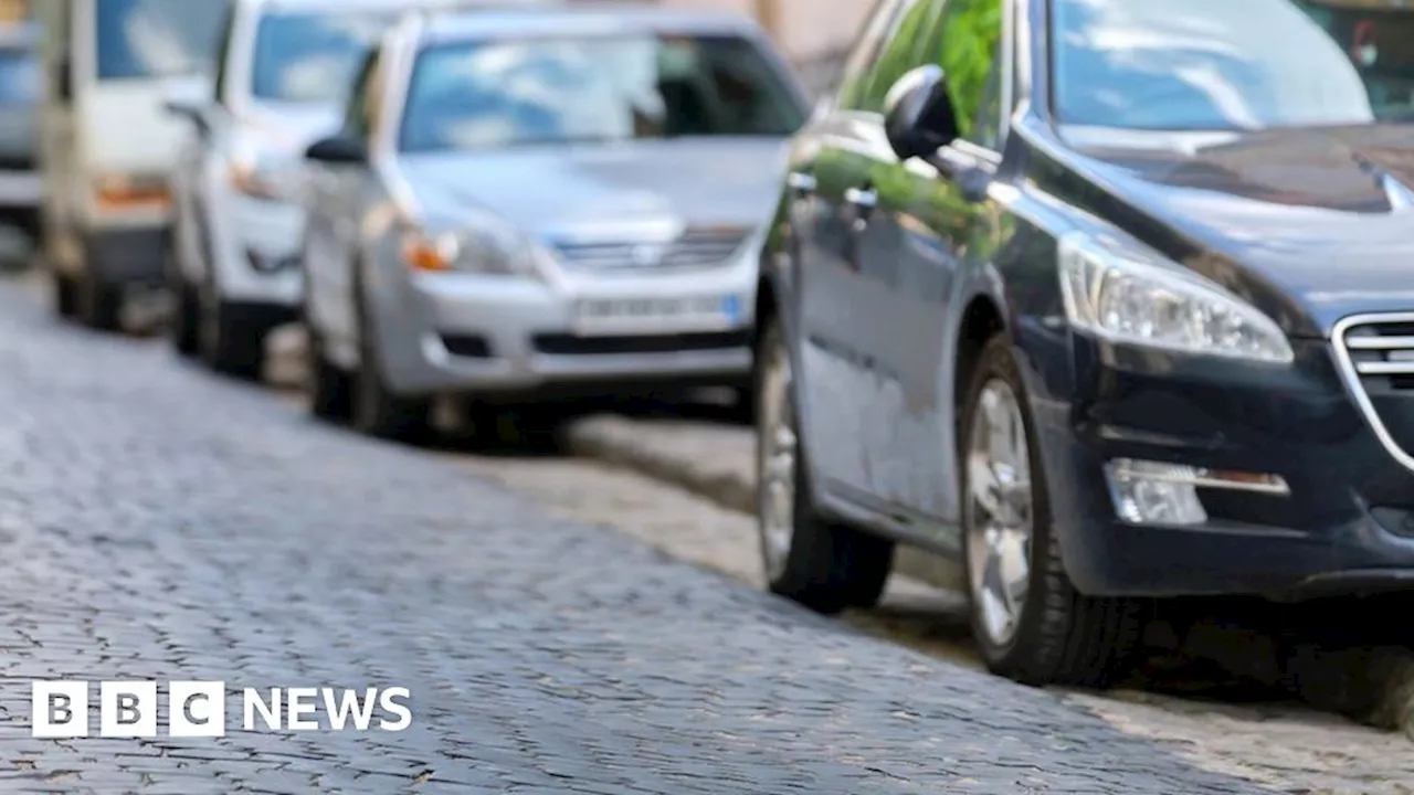 Glasgow to Ban Pavement Parking with £100 Fines