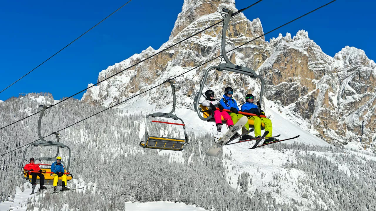 Skiurlaub: Vor allem Familien zahlen beim Ski-Pass drauf