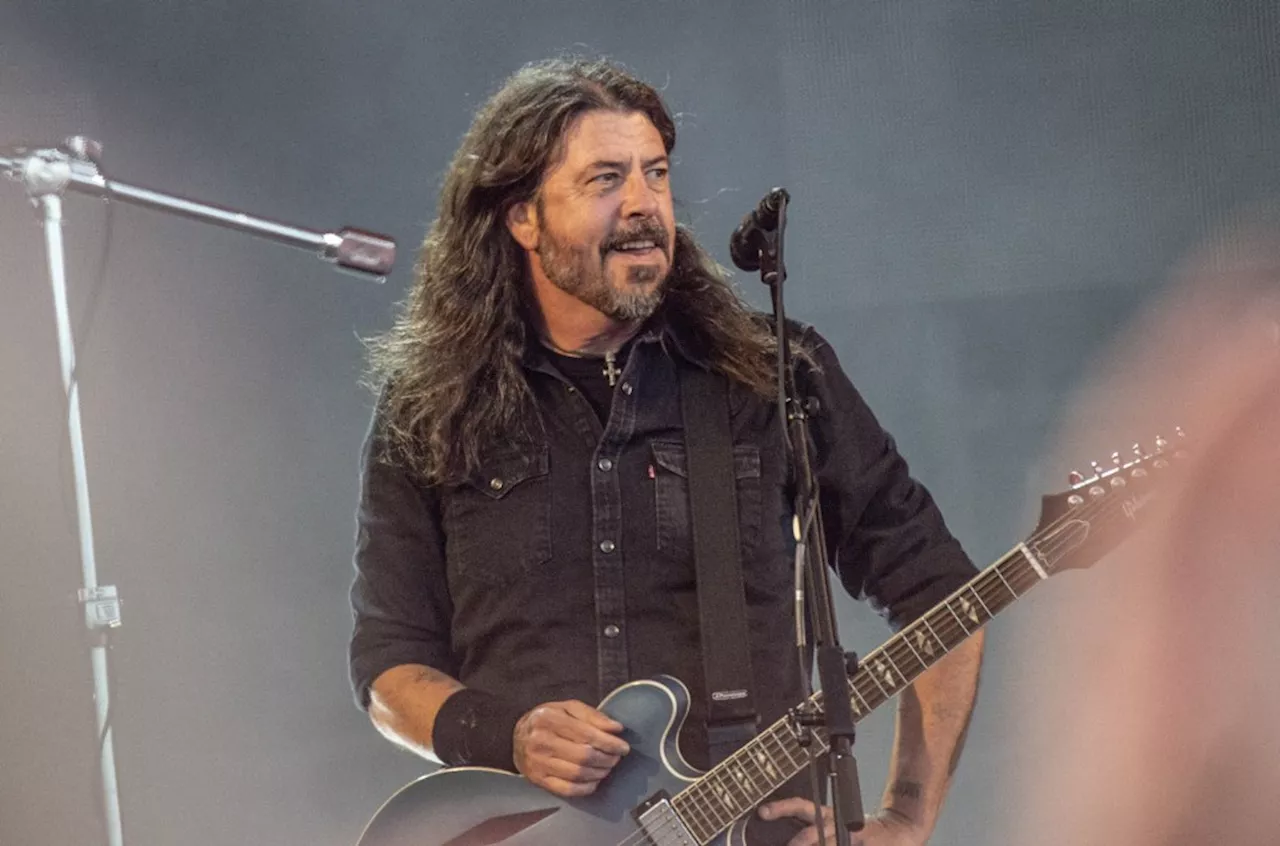 Dave Grohl Celebrates Birthday by Helping Wildfire Victims in Los Angeles