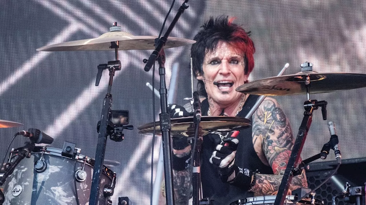 Tommy Lee Condemns Musicians Promoting During Disaster