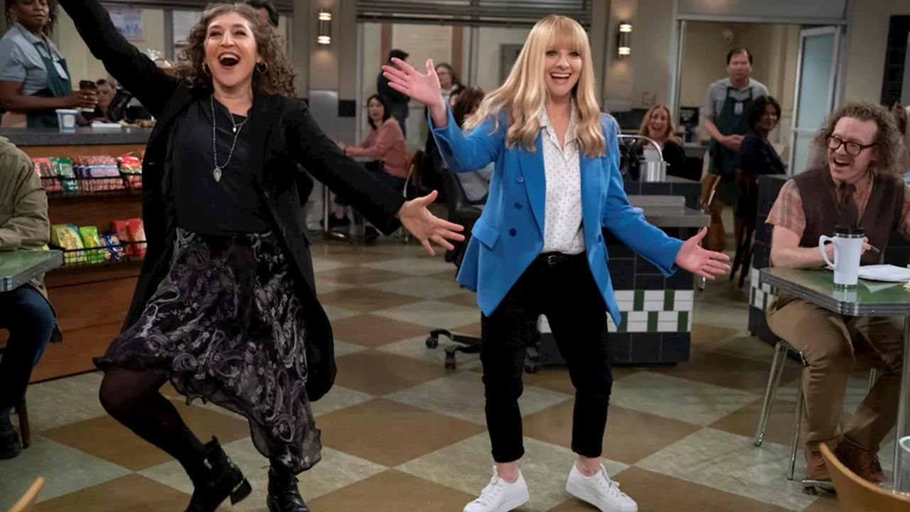 Mayim Bialik and Melissa Rauch Reunite on Night Court, Discuss Wildfires and Big Bang Nostalgia