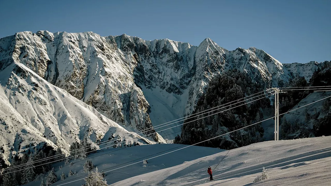 British Skier Dies in Collision on Black Slope in France