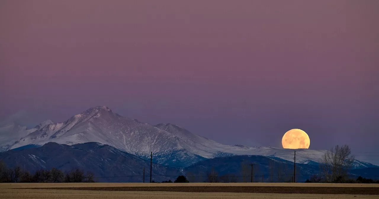 Colorado photographers capture 'wolf moon': First full moon of 2025