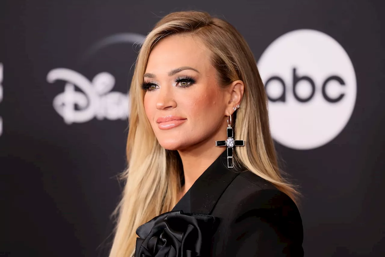 Carrie Underwood volta ao centro das atenções ao cantar em posse presidencial de Trump