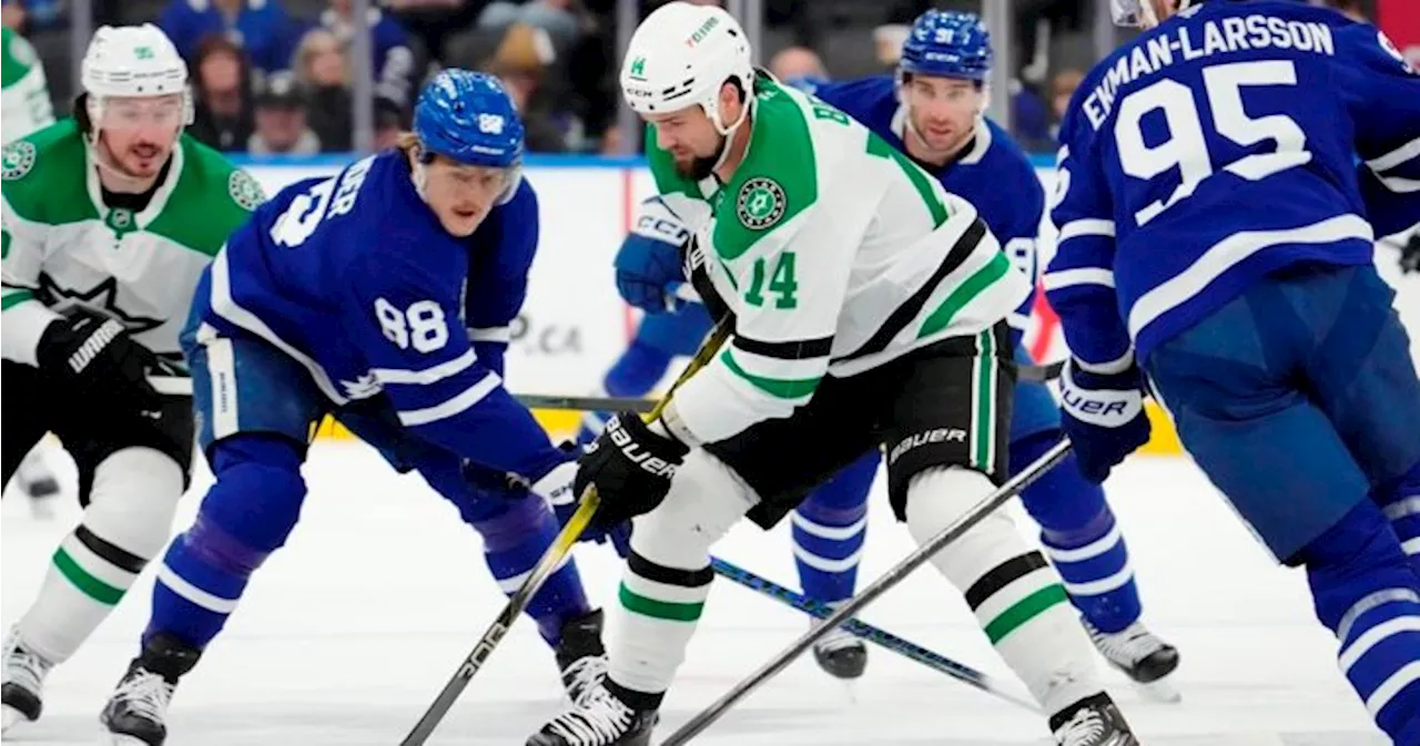 Leafs booed again at home in 4-1 loss to Stars