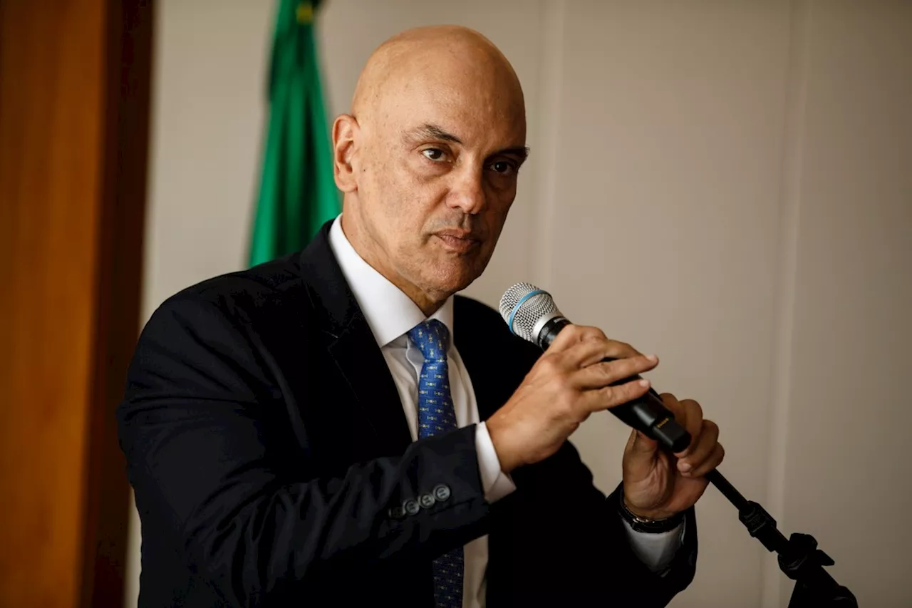 Alcolumbre tranquiliza Moraes sobre impeachment e bolsonaristas