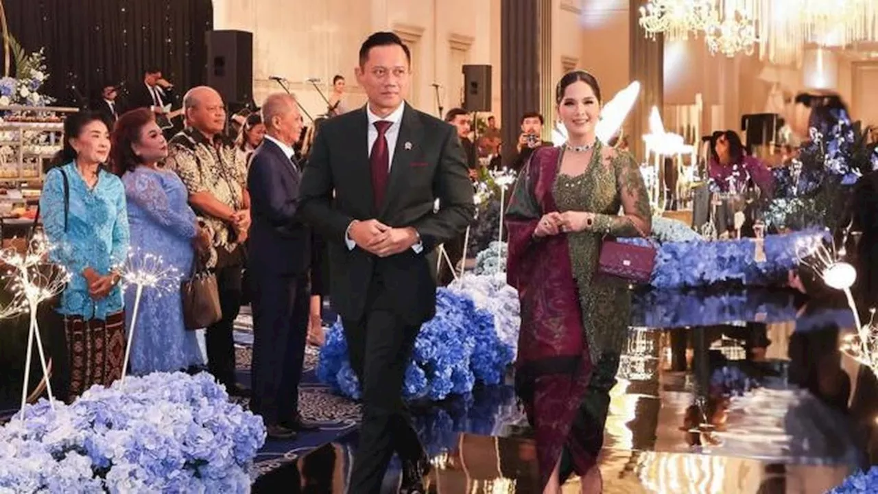 Pesona Annisa Pohan Saat Kenakan Kebaya