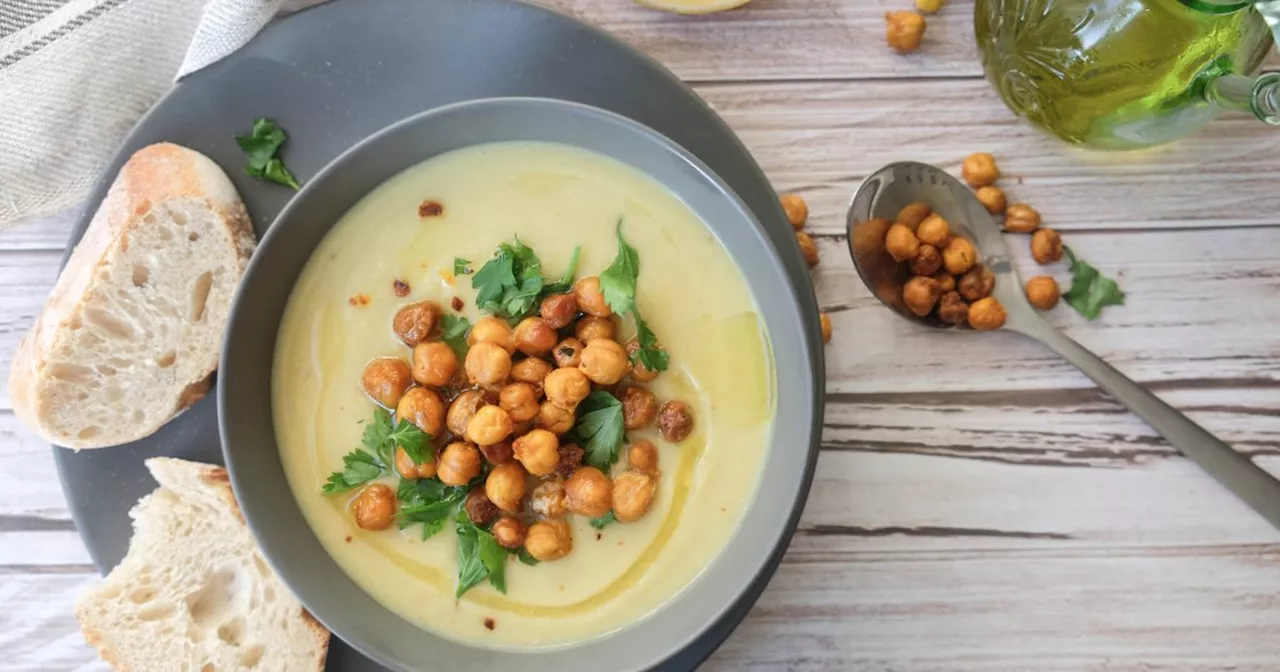 Soupe de poireaux et panais aux pois chiches rôtis