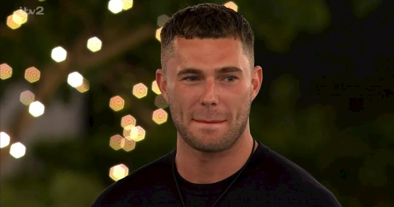 Love Island Fans Shocked by Curtis Pritchard's Naked Sleeping Confession