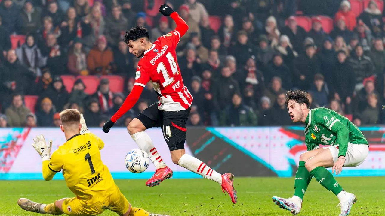 PSV ontkomt aan nederlaag dankzij late goal