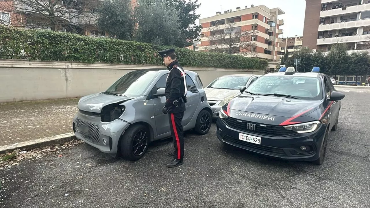 Furto di parti d'auto sventato dai carabinieri a Roma