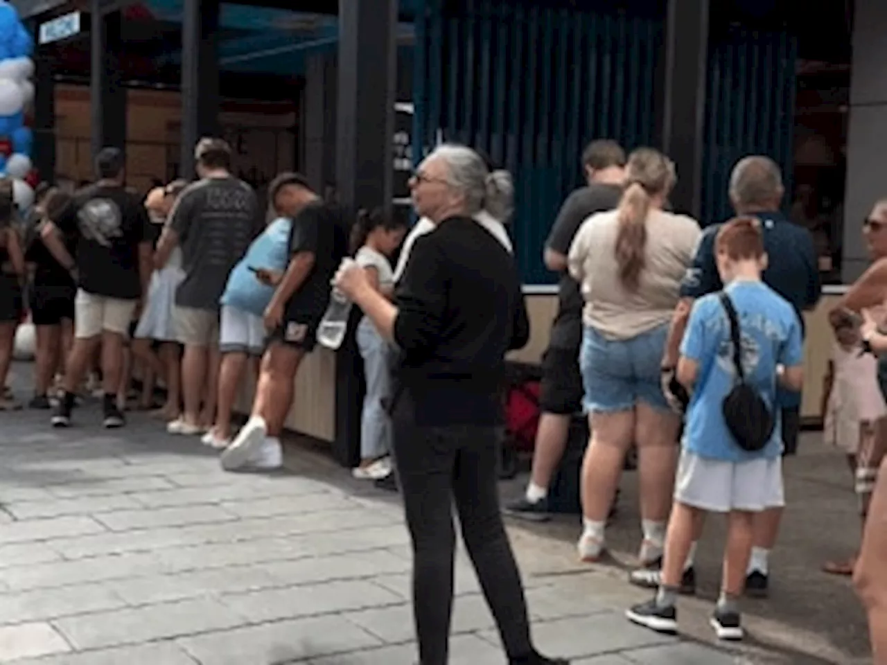 Wendy's Opens First Australian Restaurant, Sparking Early Morning Queues