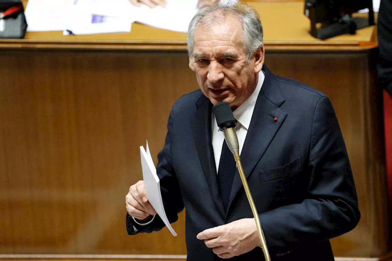 Bayrou Prêt à Révoquer la Suppression de 4 000 Postes dans l'Education Nationale