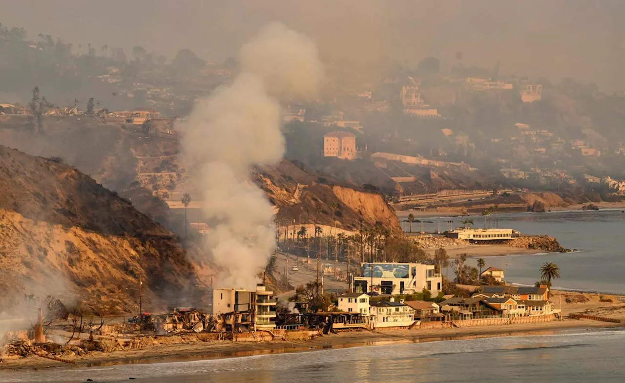 Incendies à Los Angeles : les habitants les plus riches ont recours à des pompiers privés pour protéger leurs maisons