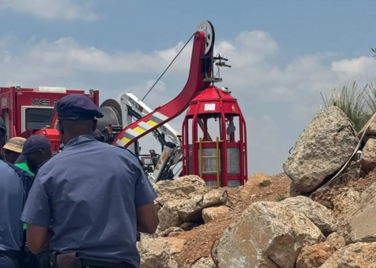 60 Bodies Recovered from Abandoned South African Mine