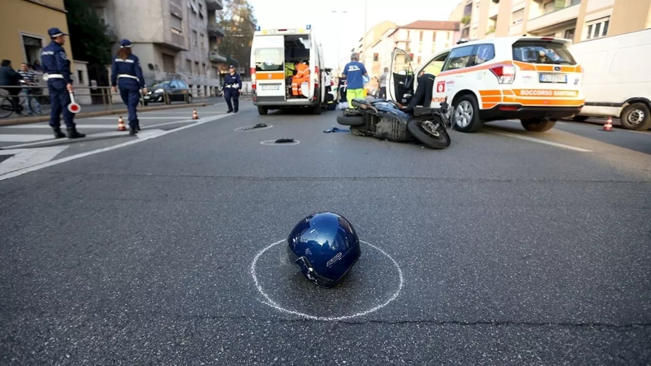 Incidente a Vittoria: due ragazzi feriti, uno in gravissime condizioni dopo un'evasiva