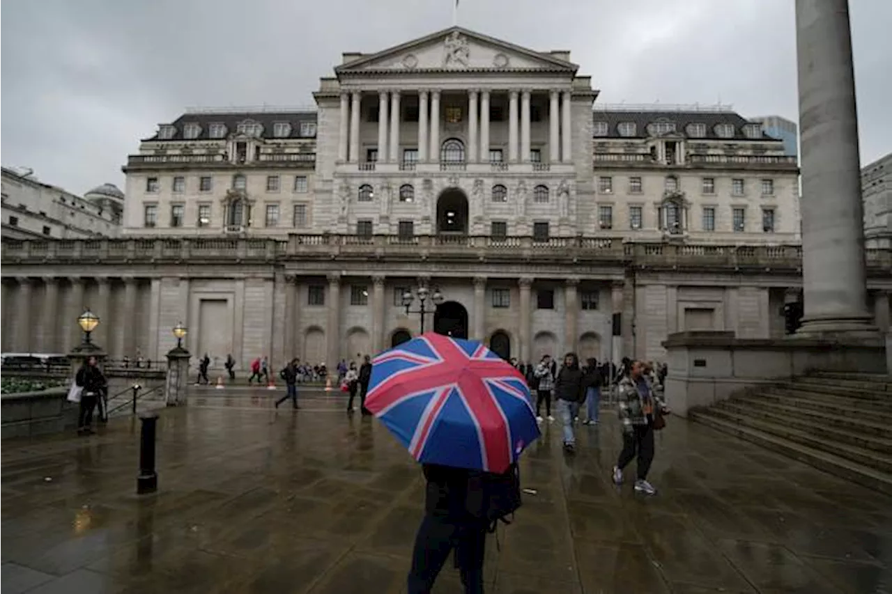 Rising borrowing costs batter UK government and threaten to derail its left-leaning program