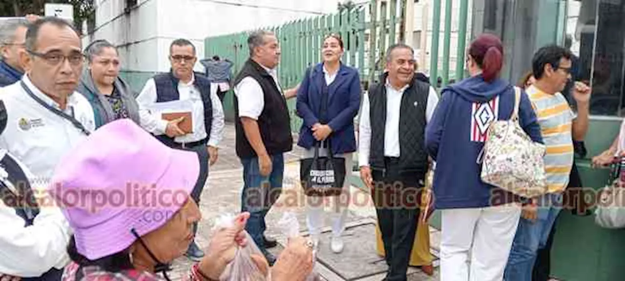 Comienzan a dispersar pagos pendientes con personal de Salud de Veracruz