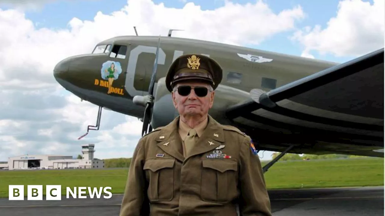 Veteran D-Day pilot who was based in Lincolnshire dies aged 102