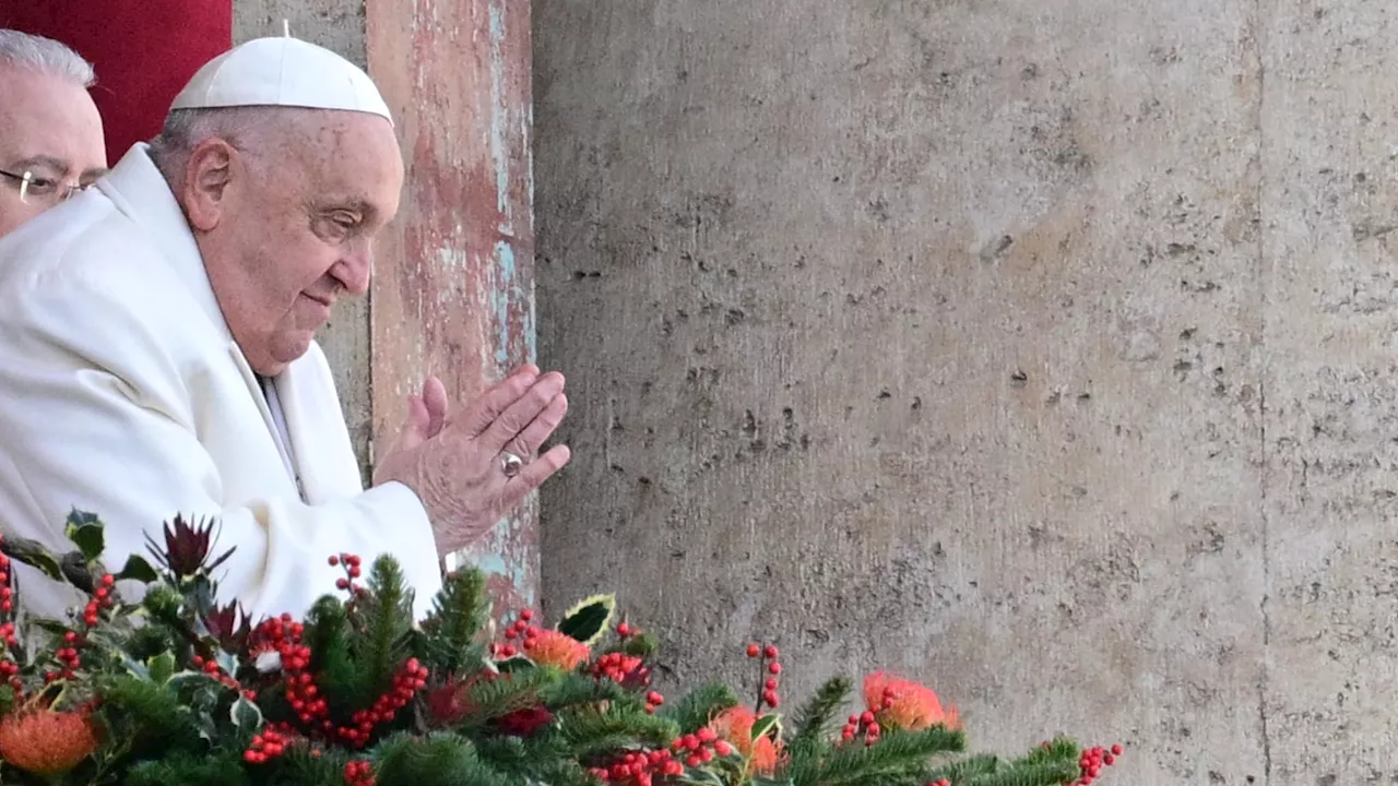 Le pape François souffre d'une contusion à l'avant-bras après une chute