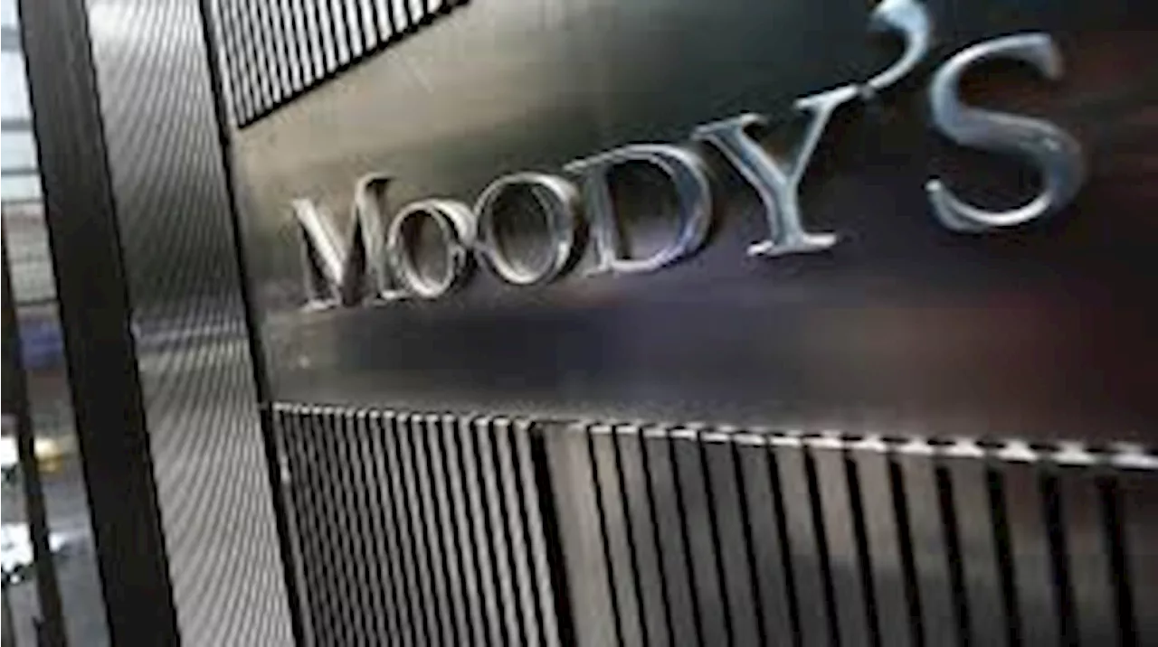 Moody's Raises Philippines's Climate Risk Profile, Predicts Fiscal Strain in 2025