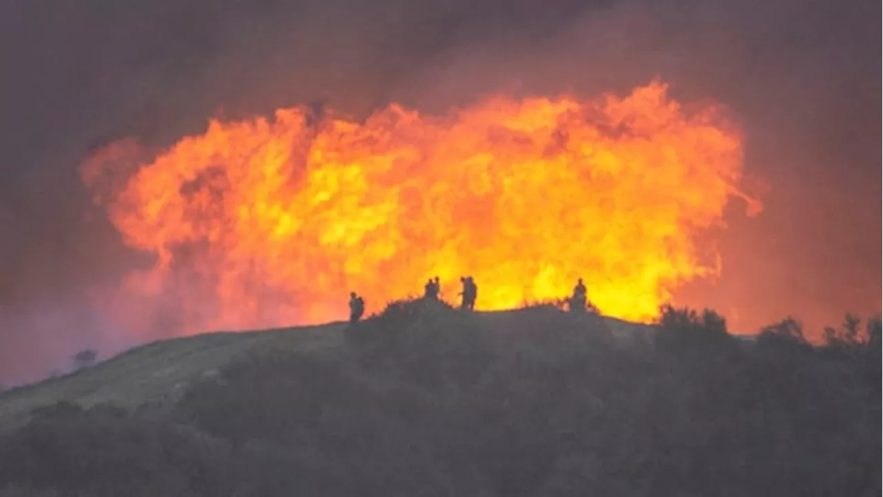 Chinooks and Santa Ana winds: How Calgary prepares for wildfire risk driven by warm winds