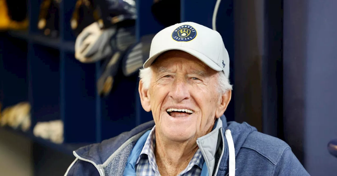 Bob Uecker, longtime Milwaukee Brewers announcer known as 'Mr. Baseball,' dies at age 90