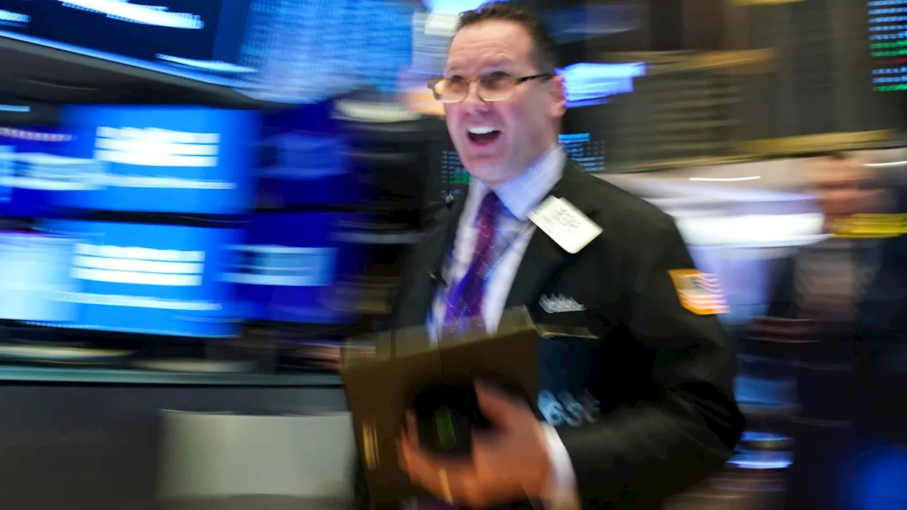 US Stocks Surge as Inflation Slows and Banks Post Blowout Earnings
