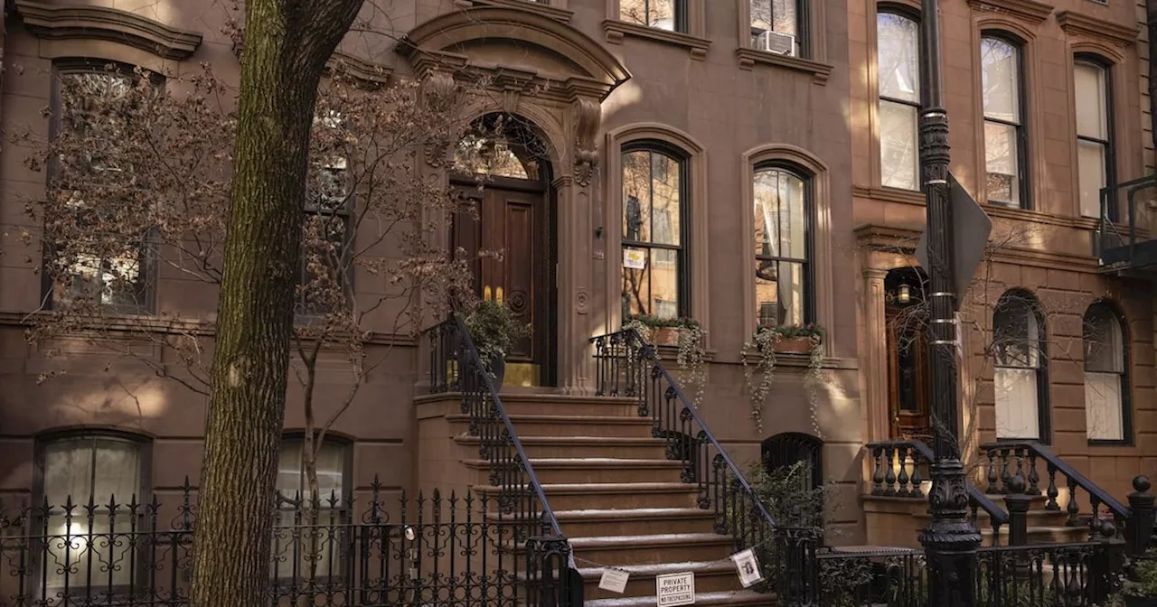 No cupcakes, no cosmos: 'Sex and the City' brownstone in NYC will get a gate to deter tourists