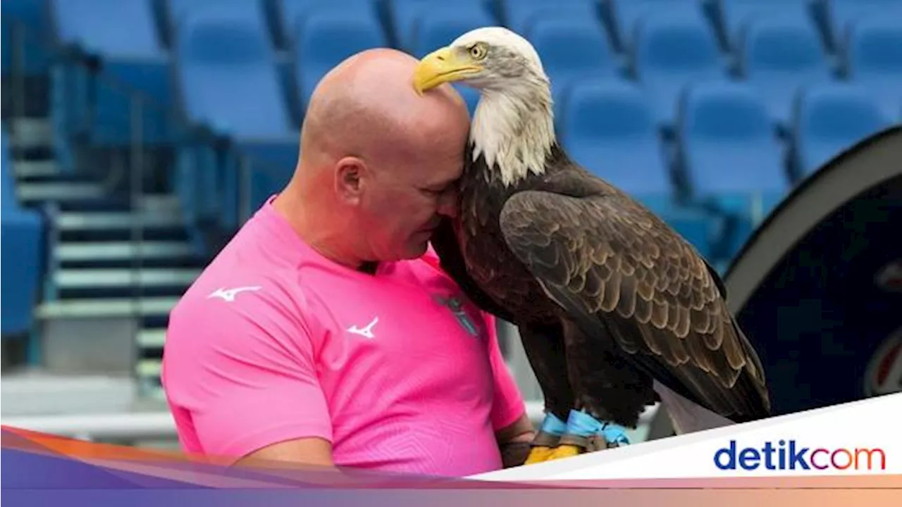 Presiden Lazio Kecam Pawang Elang Klub yang Unggah Foto Penis