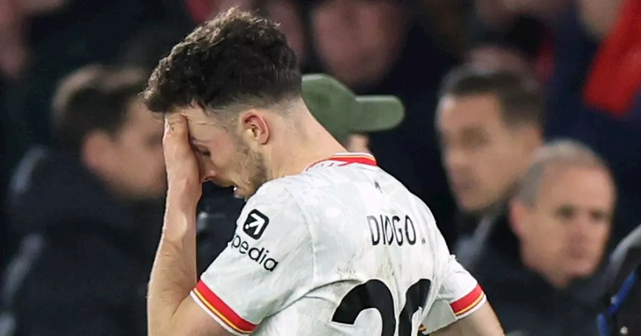 Diogo Jota makes Liverpool frustration clear after touchline talks with coaches