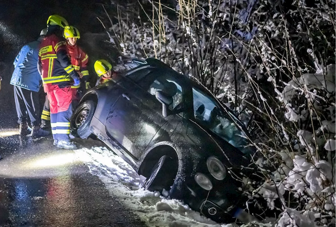 Frost und Blitzeis verursachen Verkehrschaos in Deutschland