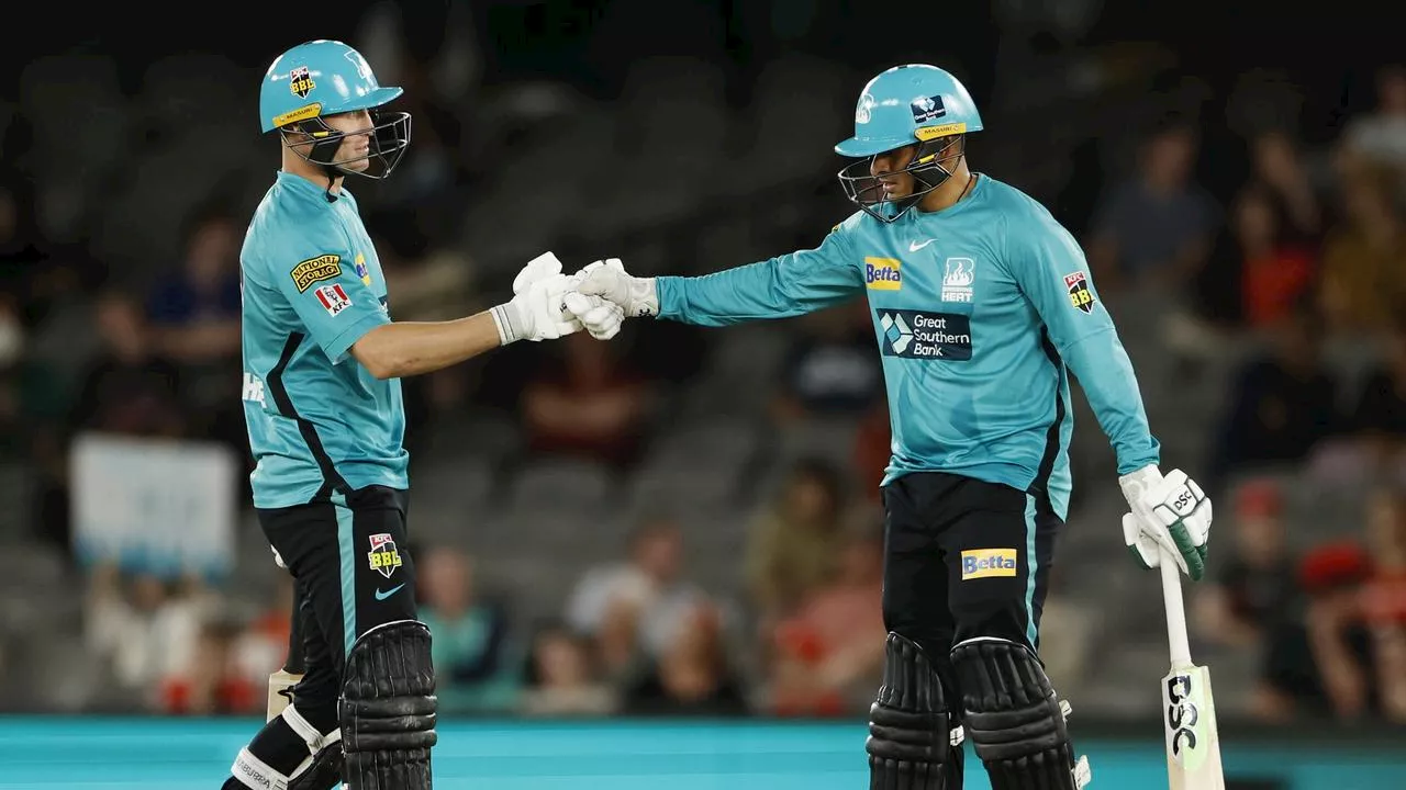 LIVE BBL: Test stars return as Khawaja’s Heat host Hurricanes in scramble for finals spots