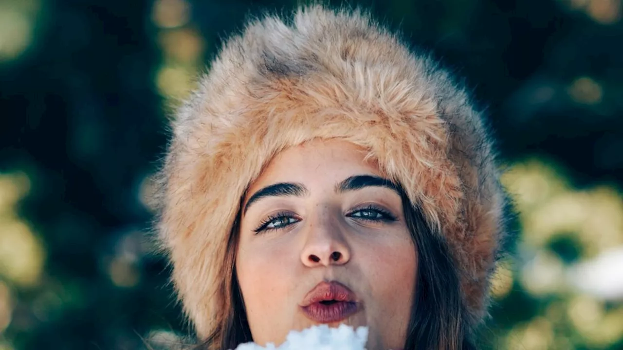 Fellmützen im Winter: Stilvoll warm bleiben