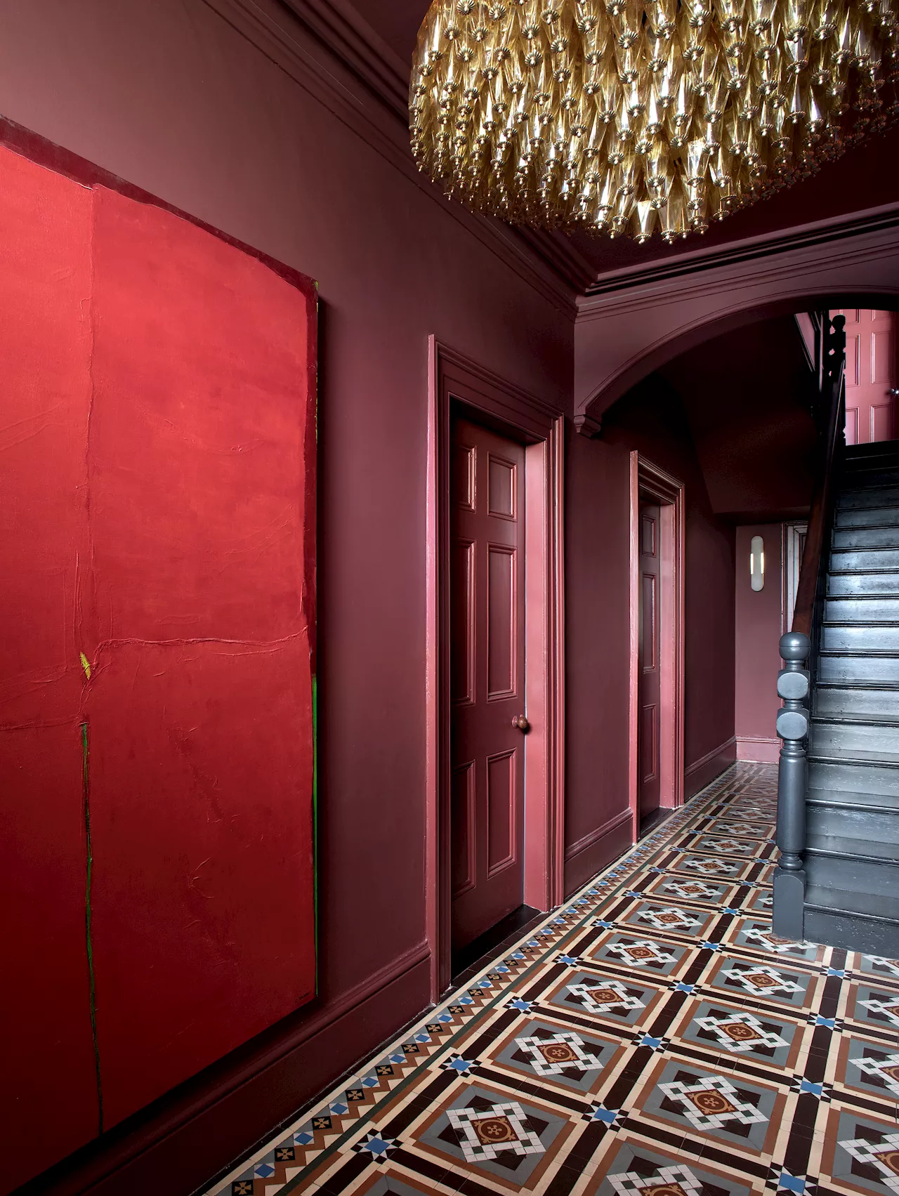 Transforming Hallways: Chic Irish Home Inspiration